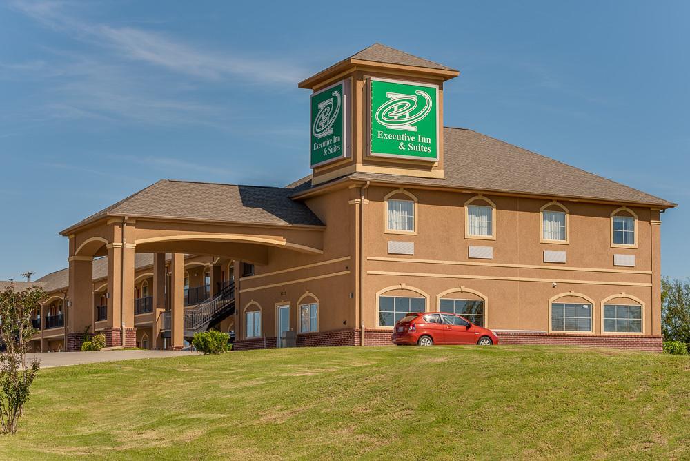 Executive Inn & Suites Cushing Dış mekan fotoğraf