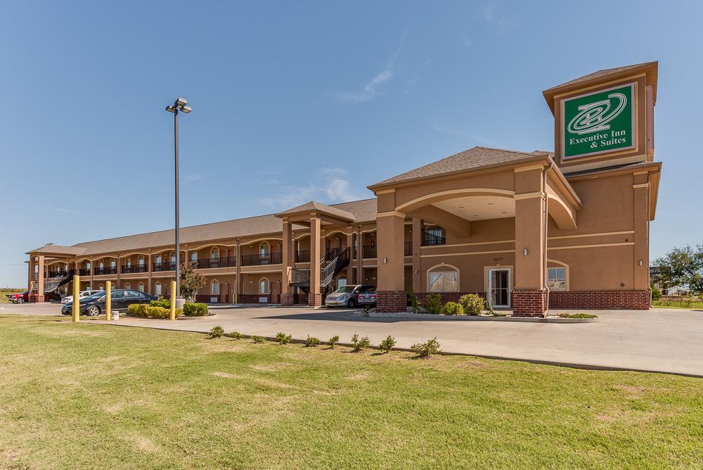 Executive Inn & Suites Cushing Dış mekan fotoğraf